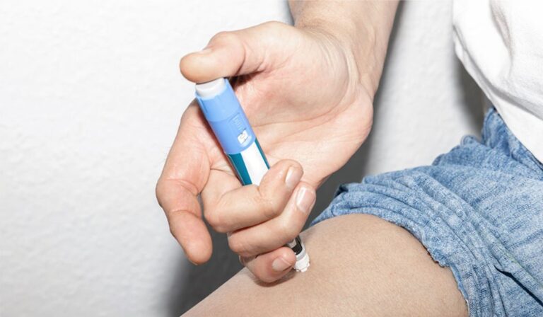 What You Need to Know Before Starting a Prescription Weight Loss Injection