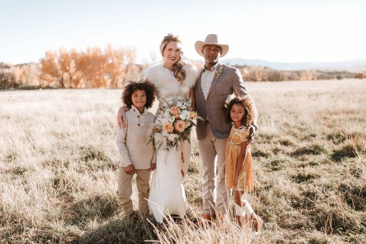 Brown Wedding Suits for Rustic and Traditional Celebrations